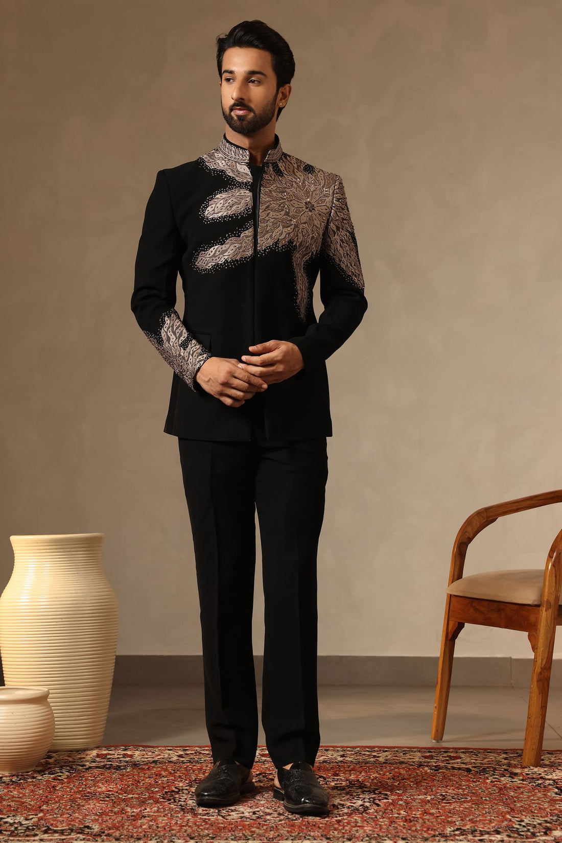 Black Contemporary Embroidered Jodhpuri Suit Set for Men