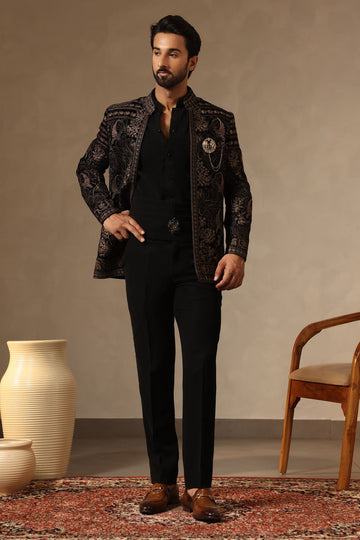 Midnight Noir: Thread and Zari Embroidered Jacket Set for Men with Pleated Kamarbandh