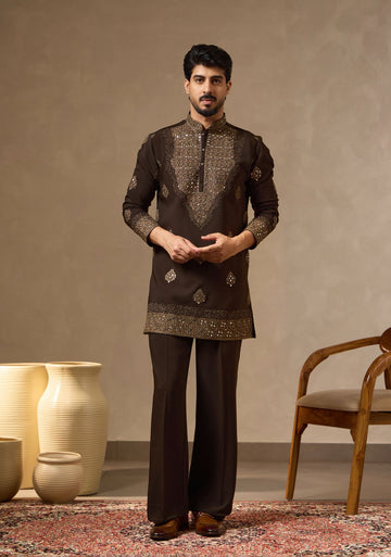 Mehendi Green Embroidered Kurta with Mirror Work – Bestseller | Laromani