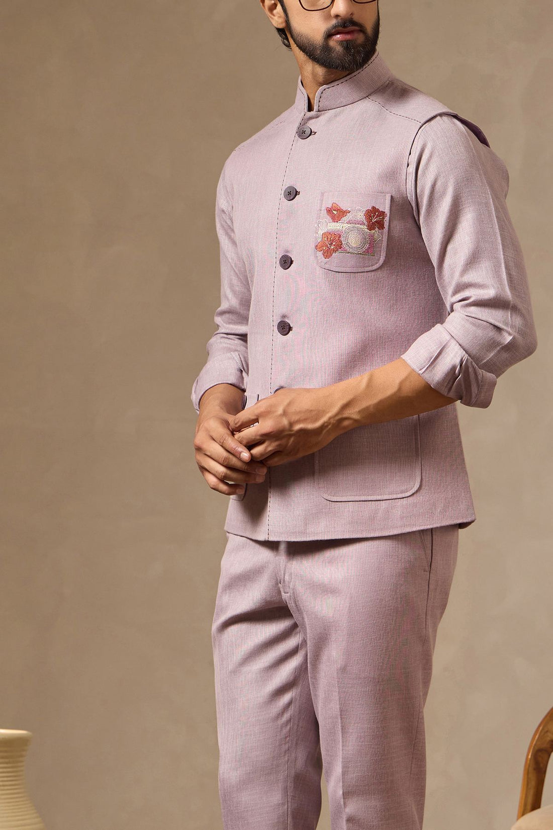 Lavender Linen Set with Camera Motif Embroidery | Laromani