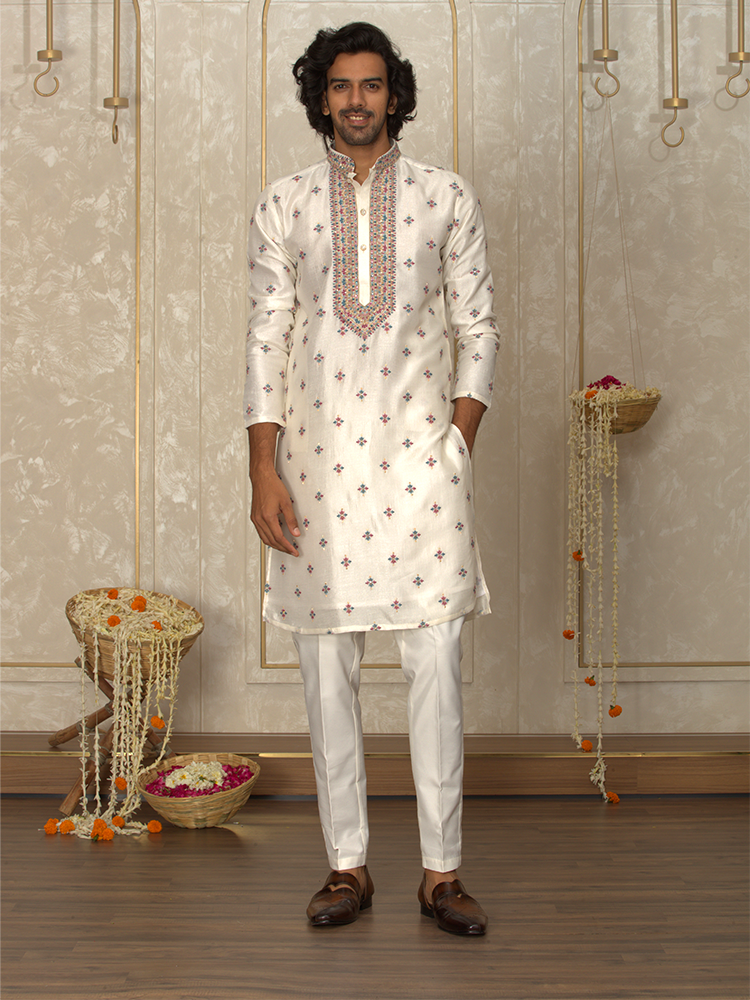 Cream Silk Thread Embroidered Kurta Set with Dupatta for Men