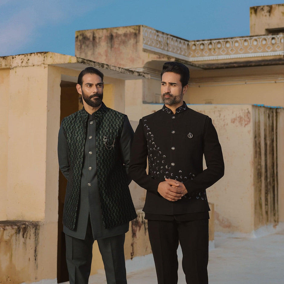 Stylish Men's Ethnic Wear for Every Occasion | Laromani Official